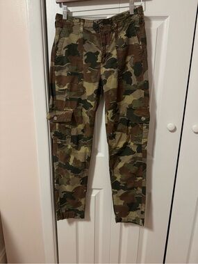 Anthropologie Camo Cargo Jogger Pants Women’s Size 26 Utility Military Print